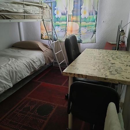 Habitacion Privada, Luminosa Y Bien Comunicada Madryt Zewnętrze zdjęcie